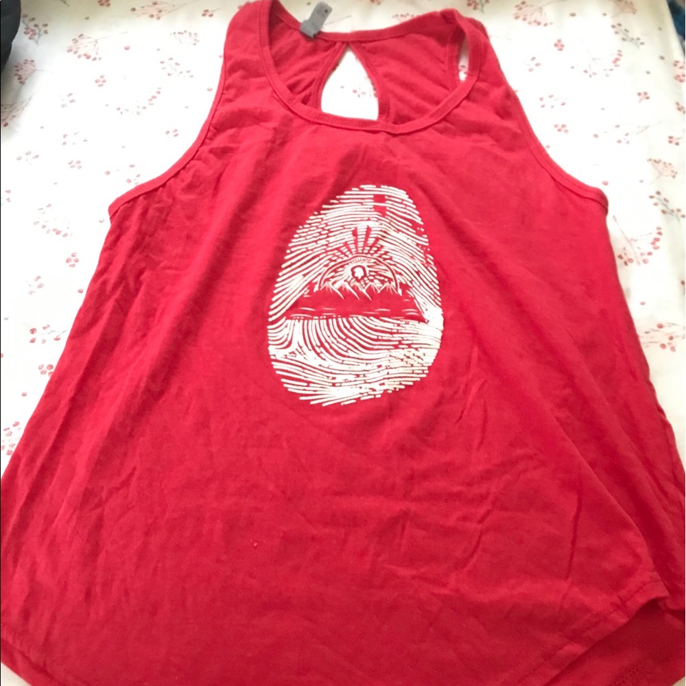 Red Tee